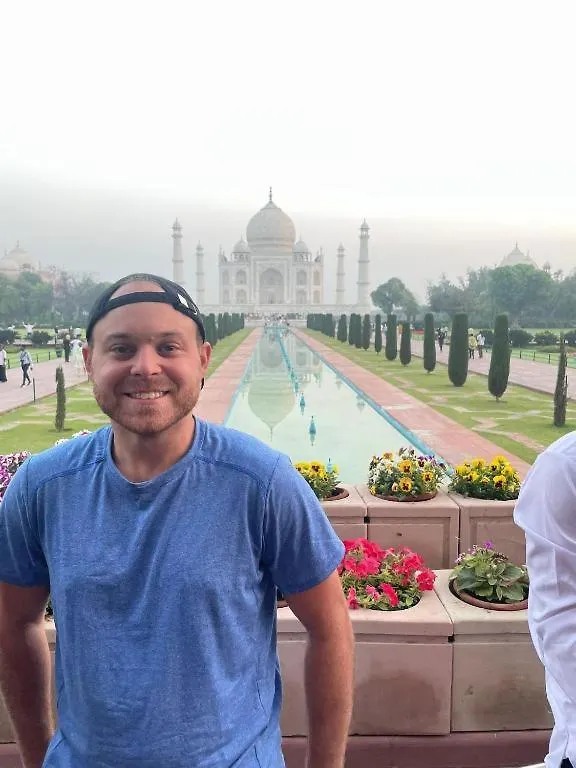 Premium Taj Homestay Near Taj Mahal Agra  India